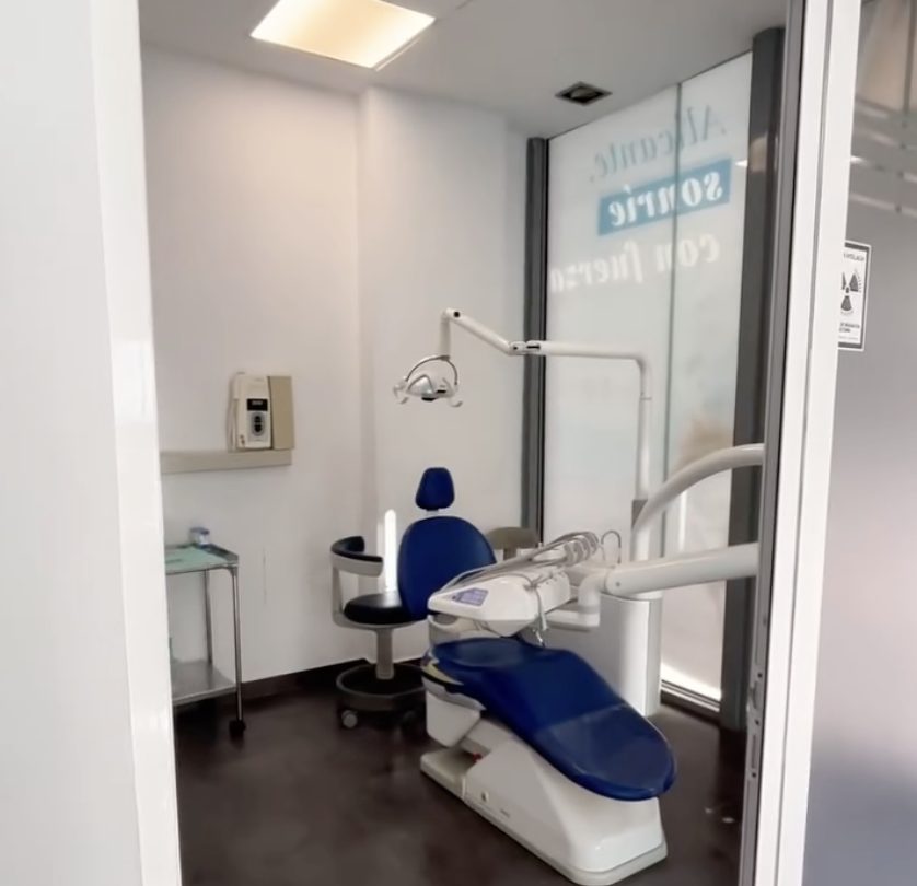 Sala de tratamiento de DUELINE Alicante